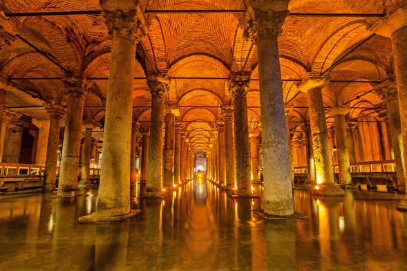 Tour della Cisterna Basilica